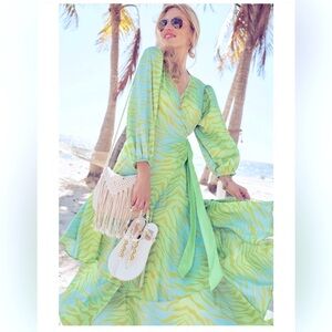 Delicatelove VOU NEW TIGER Maxi Dress